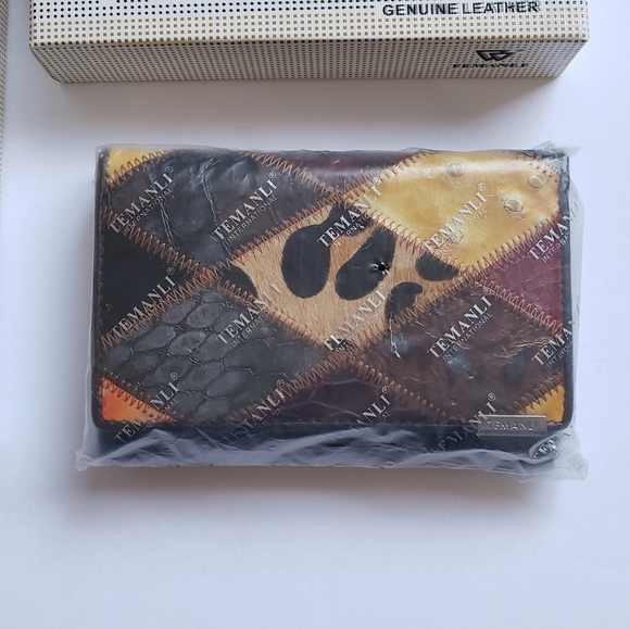 NWT Multicolored Patchwork Leather Wallet Animal Print Wallet - Picture 15 of 16